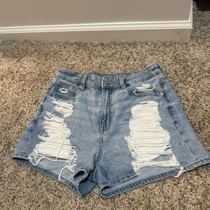 American eagle destroyed high rise mom jeans